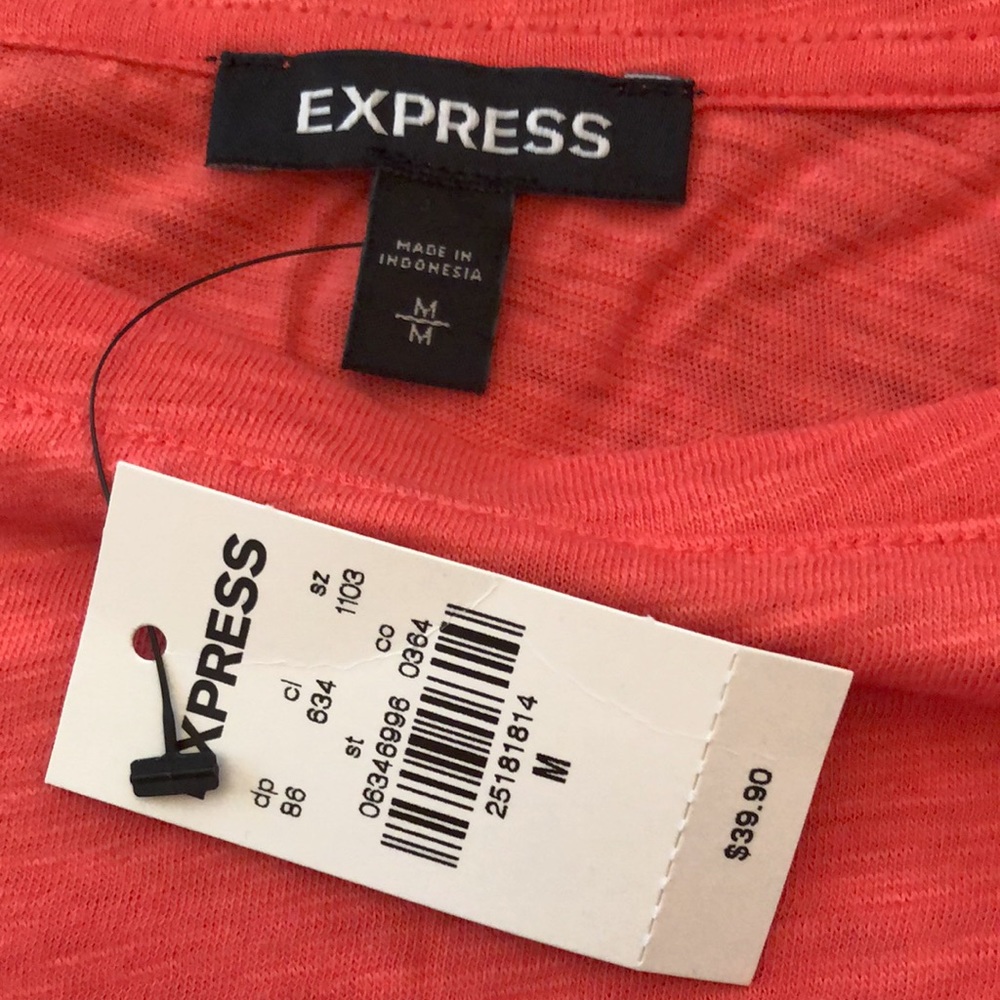 Express Tee in Cayenne Orange Size Medium - Picture 5 of 14